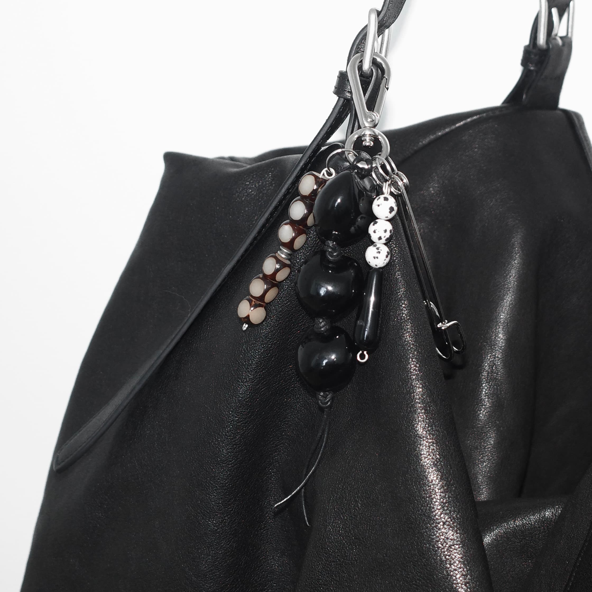 Ornament 005 alternate view