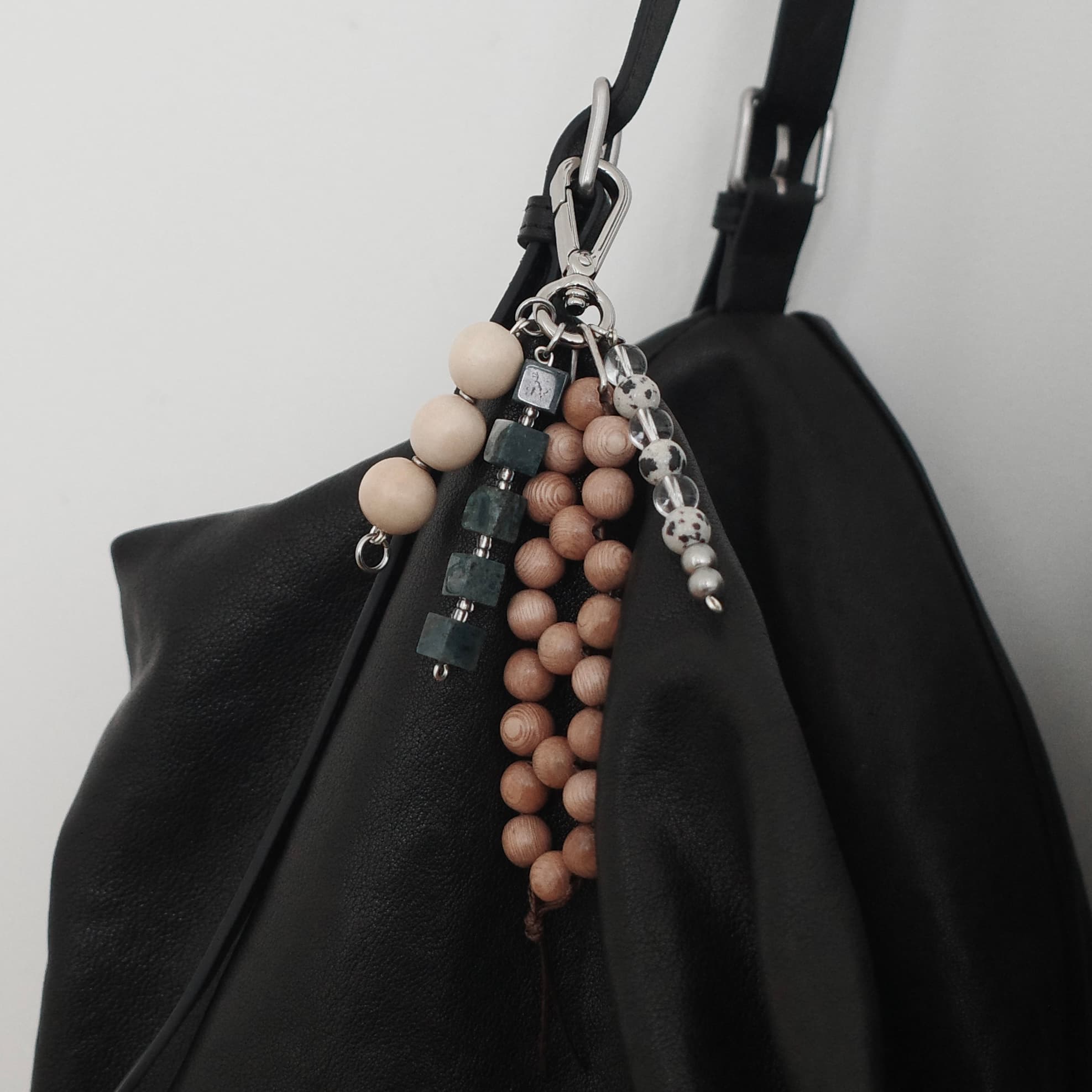 Ornament 011 alternate view